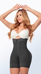 Faja moldeadora invisible bajo pantalones ceñidos con realce natural Licsy Fit